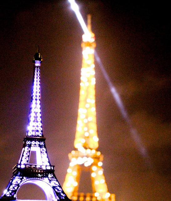 Eiffel Tower with lights and glittering with remote control