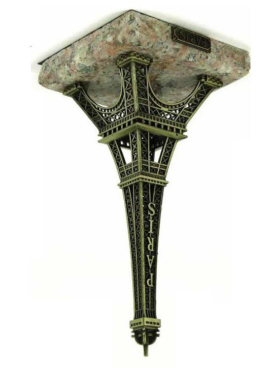 Tour Eiffel métal sur marbre