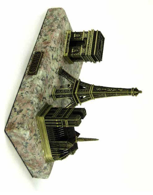 3 monuments de Paris métal 3D sur Marbre
