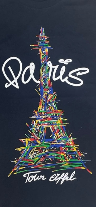 Camiseta com grafite da torre Eiffel