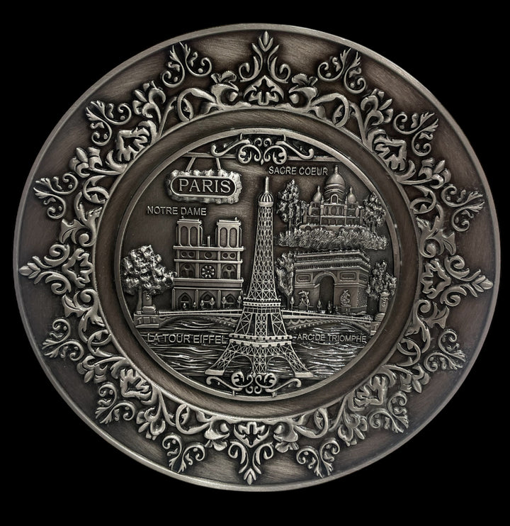 Prato Souvenir de Paris – Metal Prateado Envelhecido com Relevo 2D