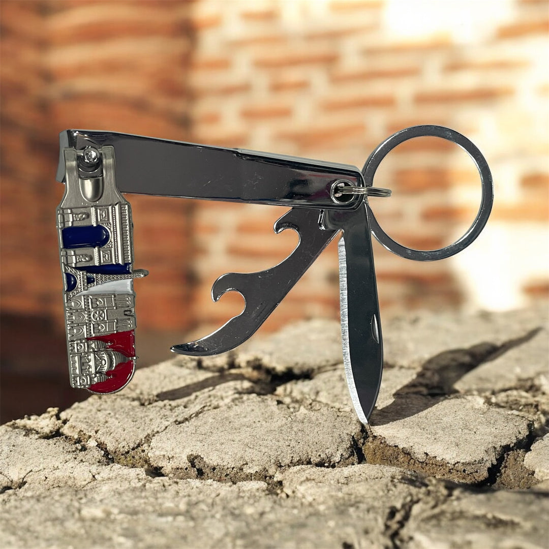 Nail clipper keychain Paris souvenirs