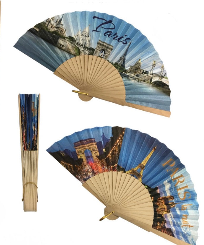 Leque de madeira lembrança de Paris