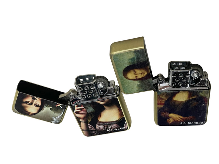 Mechero Mona Lisa o mechero Mona Lisa fumando