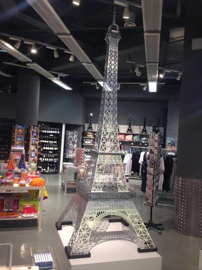 Très grande Tour Eiffel sur mesure 