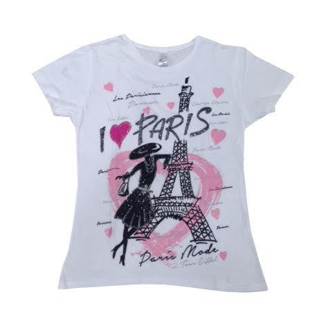 Tee shirt I love Paris la dame habillée en noir