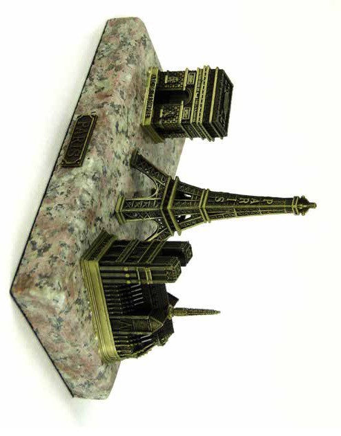  3 monuments de Paris métal 3D sur Marbre