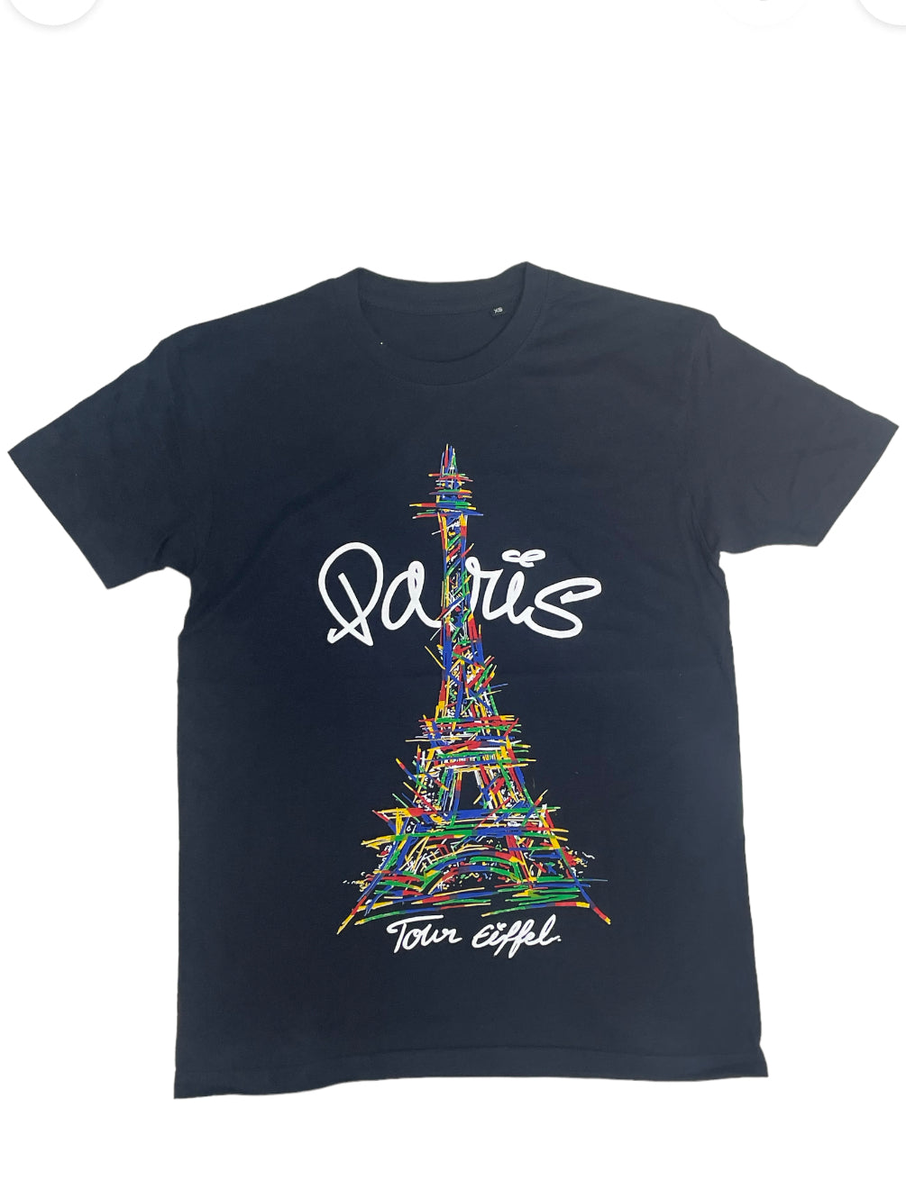 Camiseta com grafite da torre Eiffel