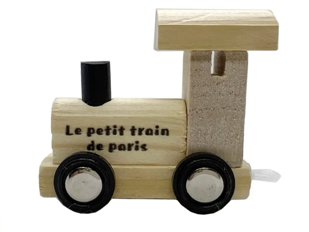 Pequeno trem de Paris com iniciais